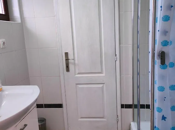 Joky Katona & アパート